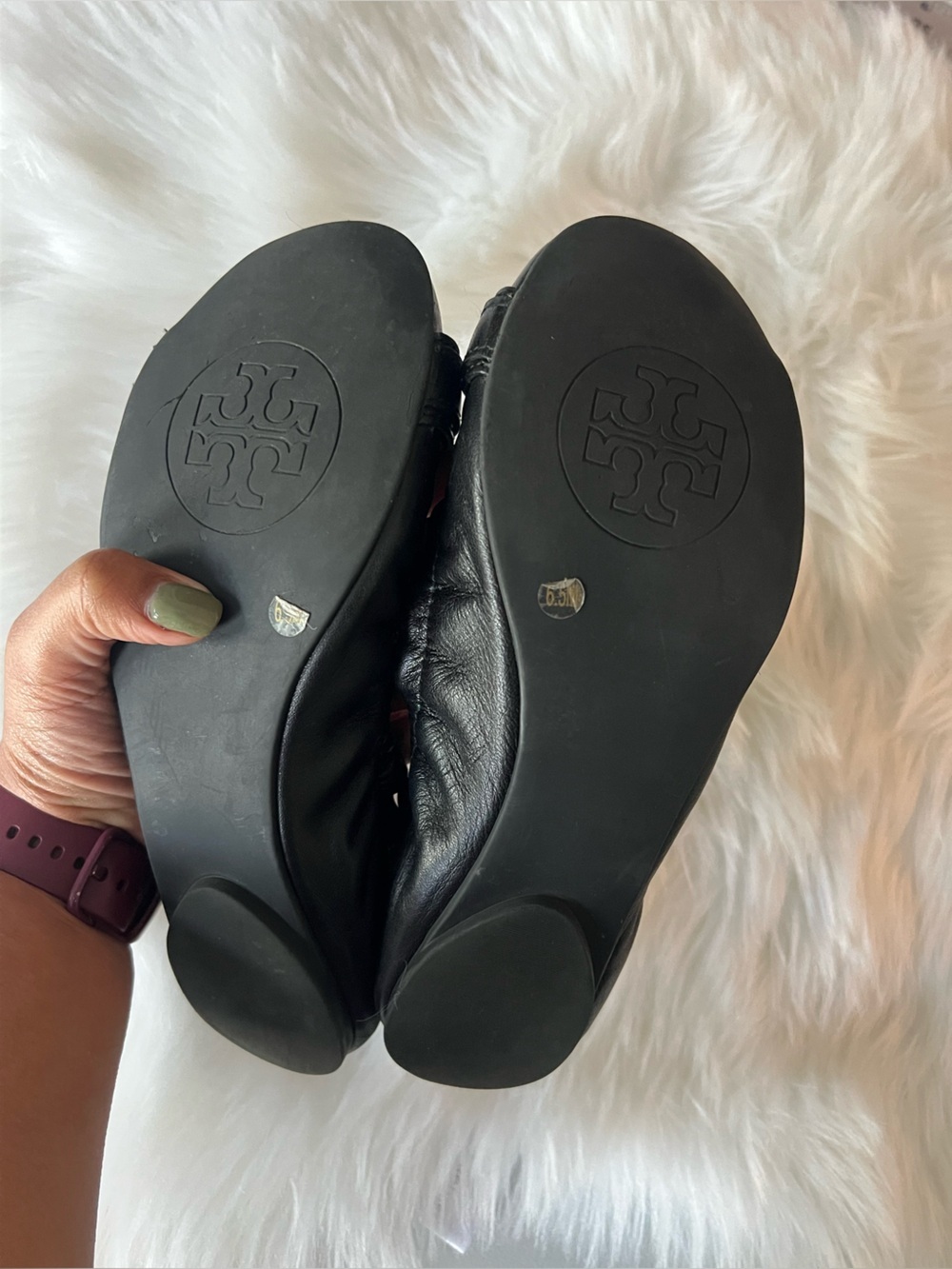 Tory Burch Black "AMBROSE" LEATHER BUCKLE GOLD REVA BALLET size 6.5 - Picture 2 of 6
